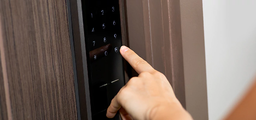 Smart Electric Locks Replacement Services in Manhattan, NY