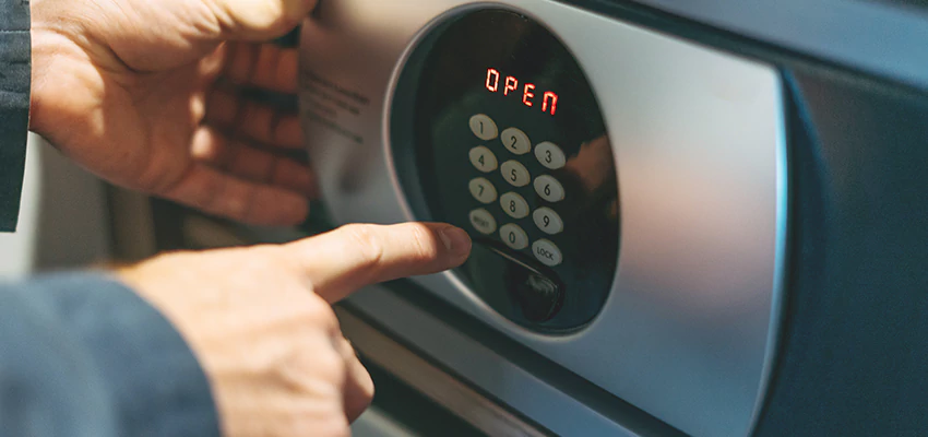 Cash Safe Openers in Manhattan, NY